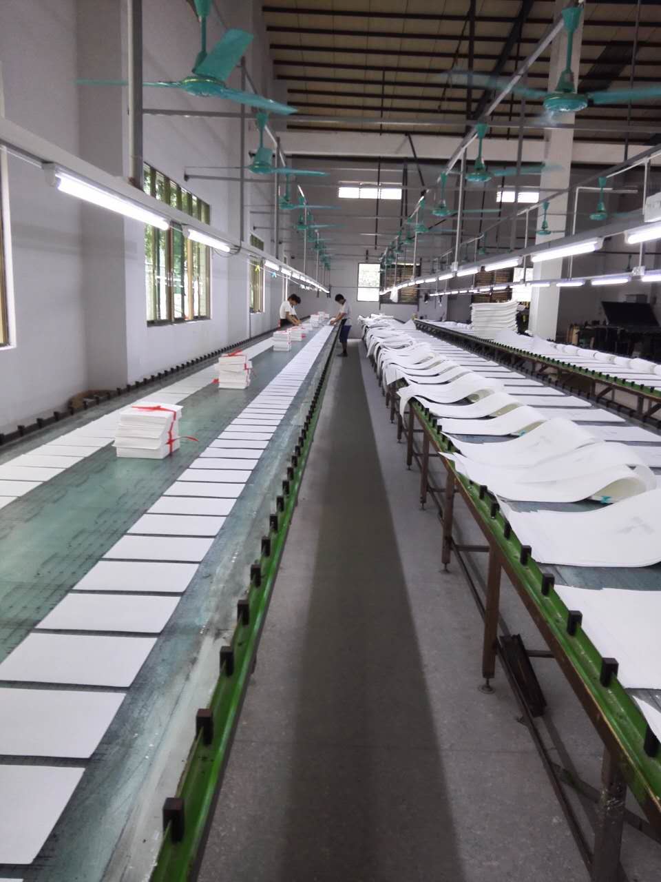 雄緯無紡布袋手工絲印絲印車間 雄緯無紡布袋手工絲印絲印車間